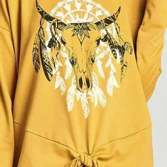 MUSTARD BULL PRINT TOP - Picture 2 of 3